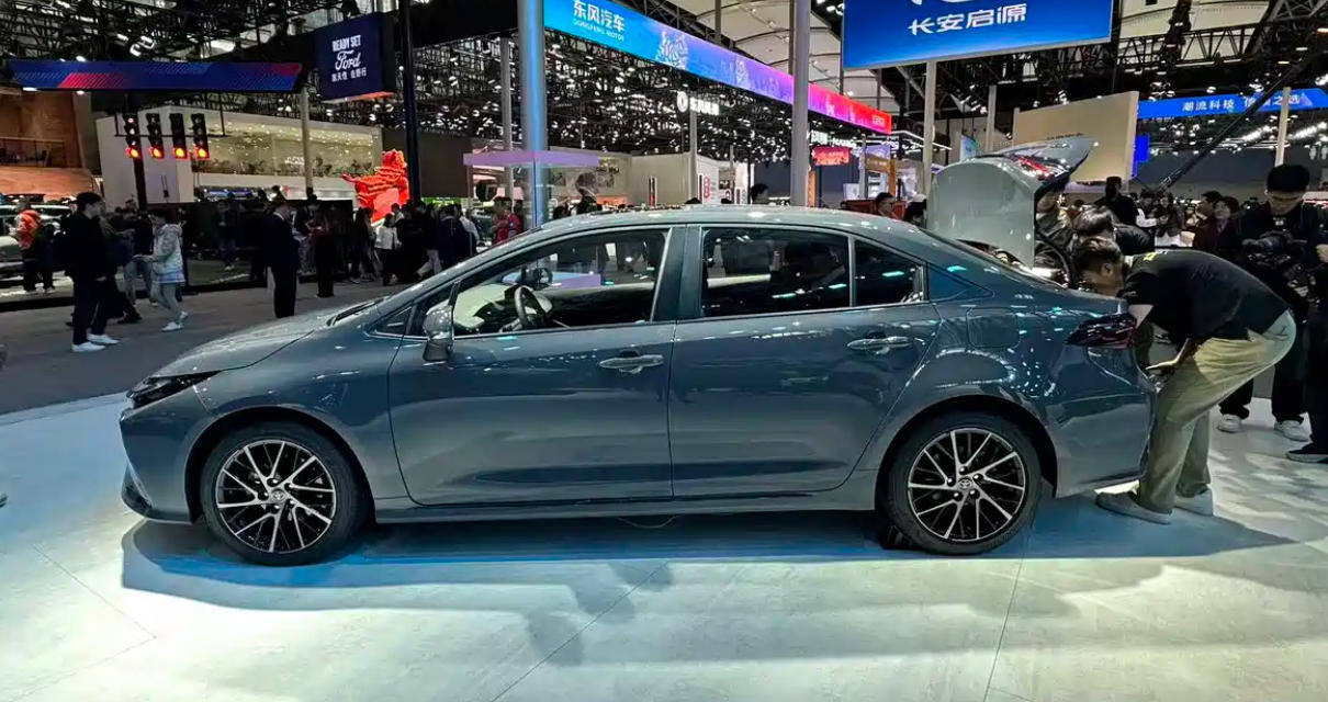 2025廣州車展:豐田新款卡羅拉亮相 配備輔助駕駛/將于12月上市